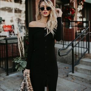 Vici Collection Off The Shoulder Midi Dress